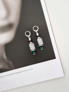 Brinco Totem verde banho prata - Essa Moça Tem Bossa