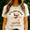 Off White - T-Shirt Feminina Urso Fashion Com Óculos Escuros E Jornal De Moda
