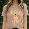 Cappuccino - T-shirt Feminina Golden Retriever Com Laço Rosa Em Capa De Revista Ilustrada