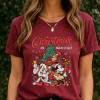Bordo - Camiseta Feminina Mickey E Minnie Natal Com Árvore E Presentes Em Cartoon