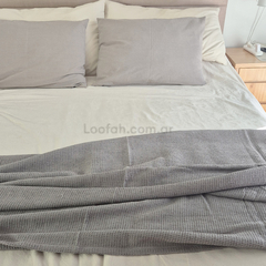 Combo: Manta Pie De Cama Waffle + 2 Fundas De Almohadón 70x50 en internet
