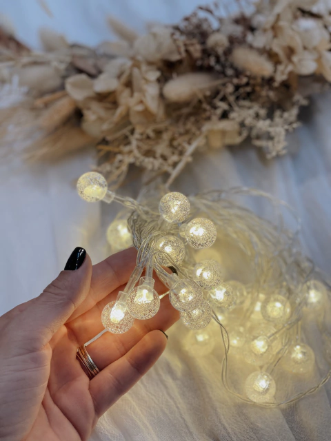 Luz Bolita Transparente Cálida