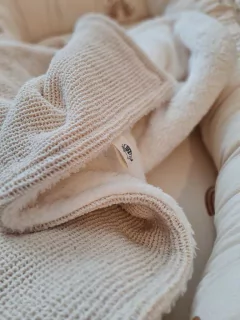 MANTA WAFFLE CRUDO CON CORDERITO - comprar online