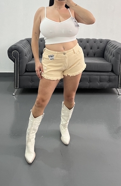 Short ámbar