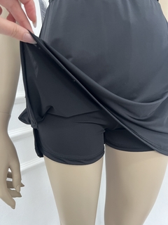 pollera france con short en internet