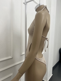 Body ginebra en internet