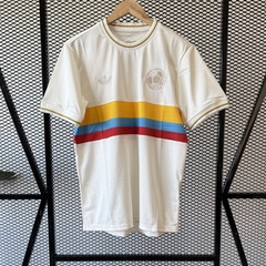 Camiseta Colombia Retro - comprar online