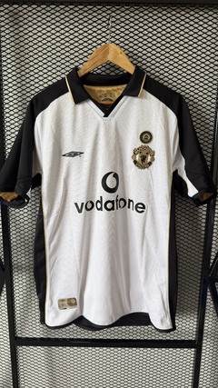 Camiseta Man United 2001/02 ~ Retro Reversible Blanca y Dorada - comprar online