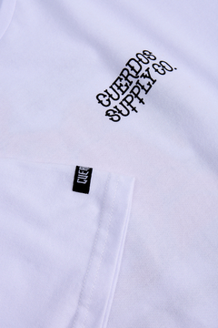 Remera Buddy Blanco en internet