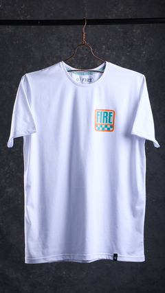 Remera Serial Blanco