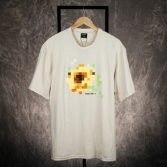 Remera Pixel Beige en internet