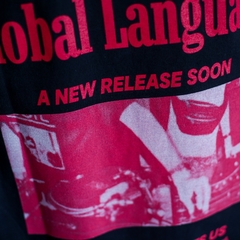 Remera Global Lenguage Negro - tienda online