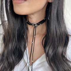 colar courinho black multiformas