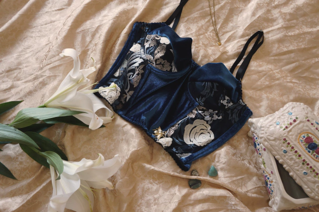 Corset Zafiro thumbnail 2
