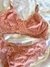 Conjunto de Lingerie em Renda Rosa Claro Sutia sem bojo e aro - Lola - comprar online
