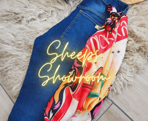 Carrusel Sheeps Showroom