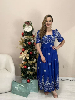 Vestido Feminino Longo com Bordado Manga Princesa - comprar online