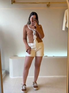 Shorts Pu Lisboa na internet