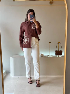 Camisa Yumi Bordada - Priscilókka Store
