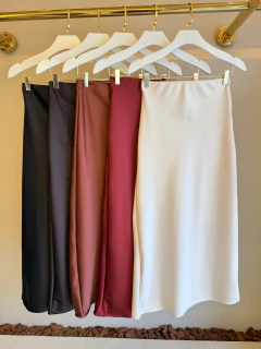 Saia Cetim Aura na internet