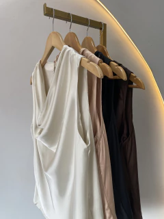 BLUSA PÉROLA na internet