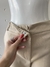 CALÇA ALFAITARIA PALHA GILES - CRIS NUNES COLLECTION - comprar online