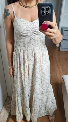 Vestido Midi Bordado com Alças Finas - loja online