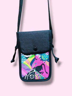 Porta celular bandolerita patchwork 3 - comprar online