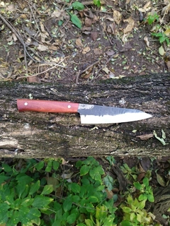 Gyuto inox 420, efecto forjado y Quina