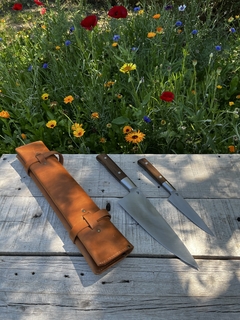 Imagen de Set inox Sandvik, bolster y Guayubira con estuche de cuero