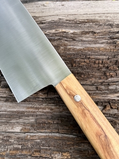 Nakiri Inox y Olivo en internet
