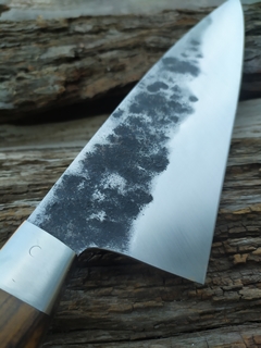 Gran Chef Sancho carbono Böhler k720 efecto forjado, con botón - Muller Cuchilleria cuchillos de cocina