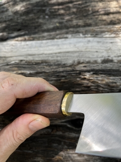 Gyuto espiga oculta bronce martillado e incienso - Muller Cuchilleria cuchillos de cocina