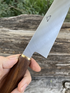 Imagen de Gyuto espiga oculta bronce martillado e incienso