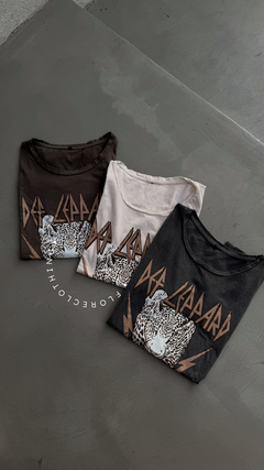 REMERA LEPARD