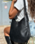 CARTERA TIRA TACHAS HILDA HUSH PUPPIES en internet