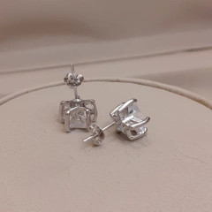 Aros Estrellas en plata 925 rodinada y cubics en internet