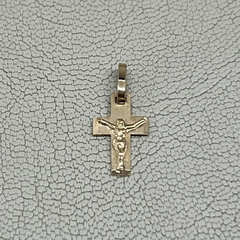 Dije Cruz en oro 18k rojo con cristo 2cm 1g - comprar online