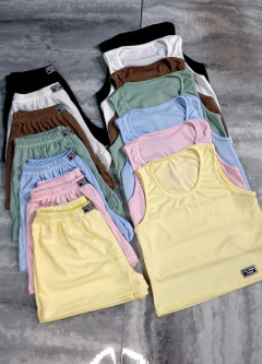 Conjunto short + musculosa ETIQUETA