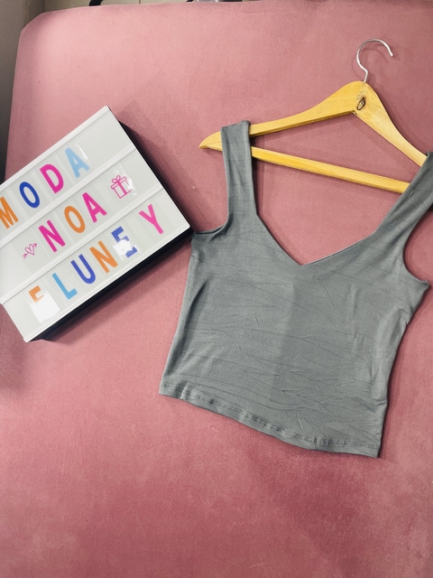 Musculosa escote espejo