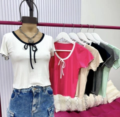 Remera moñito