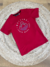 REMERA M/C ESTAMPA CENTRAL ROJA- 502N - comprar online