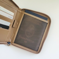 Porta Documentos Seúl Chico Beige en internet