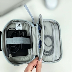 Organizador Electrónica Tokyo Small Negro - comprar online