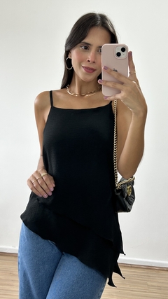 Blusa Geórgia (Preta) na internet