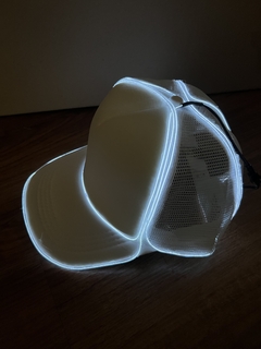 Gorra PRO blanca en internet
