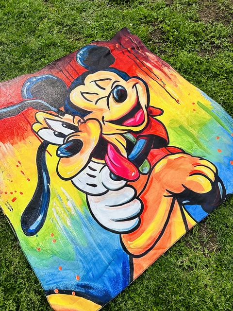 MEGA TOALLON ANIMADO 150 X 150 CM COD 305