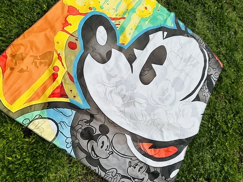 MEGA TOALLON ANIMADO 150 X 150 CM COD 311