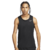 Homem usando a regata Nike Miler Tank na cor preta, com logo da Nike no peito.