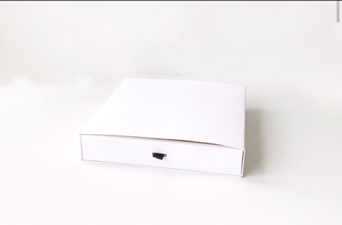 CAJA PARA BOMBONES 14x14x3